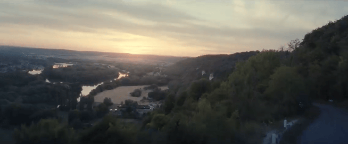 Vue sur la vallée de la Seine depuis les environs du gîte La Motte Féodale en Normandie